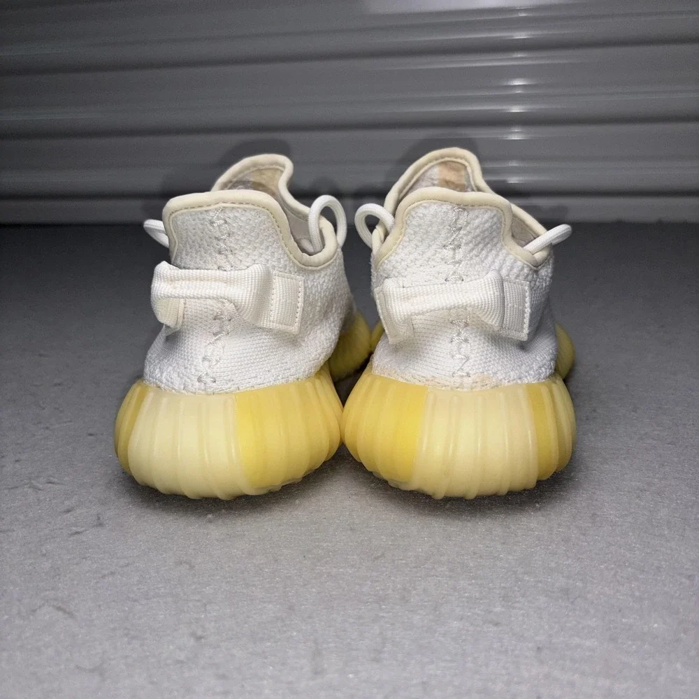 Adidas Yeezy Boost 350 V2 Cream White CP9366 Mens Size 6 Triple White Sneakers